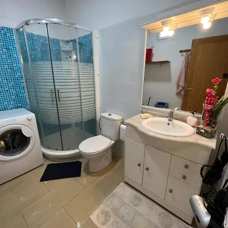Alquiler De Con Baño Compartido, Buen Wifi! *