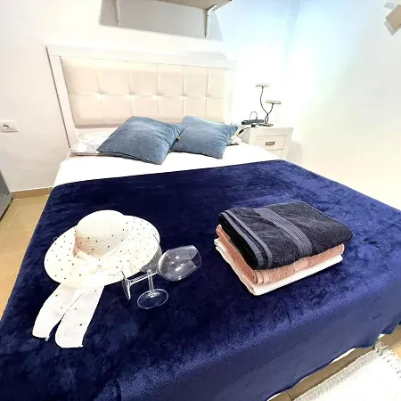 Habitación en casa particular Alquiler De Con Baño Compartido, Buen Wifi! *