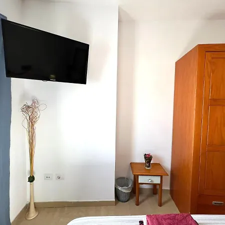 Habitación en casa particular Alquiler De Con Baño Compartido, Buen Wifi! Alcalá la Real