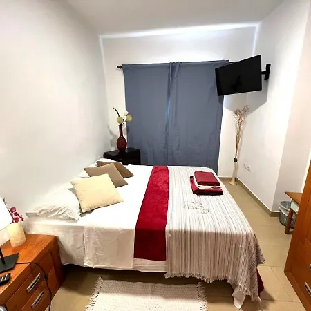 Habitación en casa particular Alquiler De Con Baño Compartido, Buen Wifi! Alcalá la Real