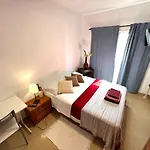 Alcamar Habitación Privada Con Baño Compartido Cerca Al Mar! *
