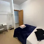 Alcamar Habitación Privada Con Baño Compartido Cerca Al Mar! *