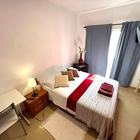 Alcamar Privada Con Bano Compartido Cerca Al Mar! *