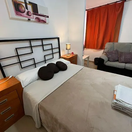 Alcamar Privada Con Bano Compartido Cerca Al Mar! Privatunterkunft Alcalá la Real